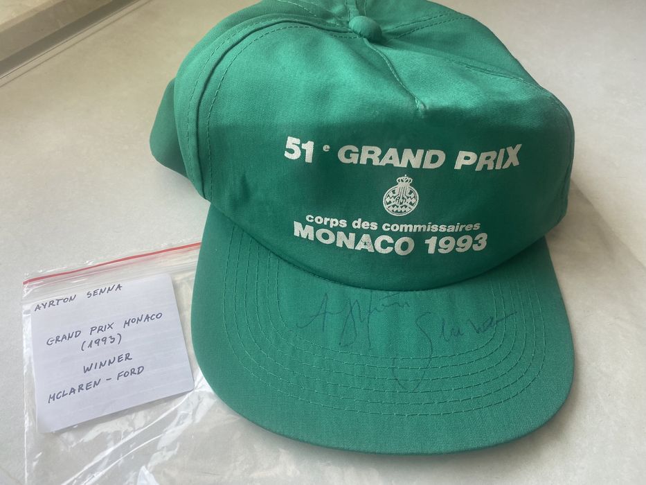 Koszulka z podpisem George Russell kierowca F1 Mercedes