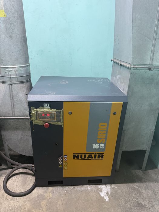 В продаже винтовой компрессор