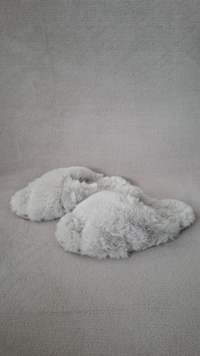 Nowe kapcie The White Company