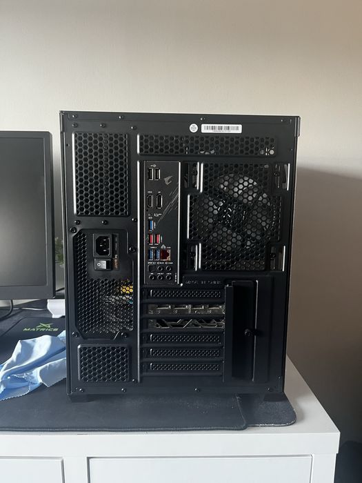 PC Gamer Ryzen 5 + RTX 2070