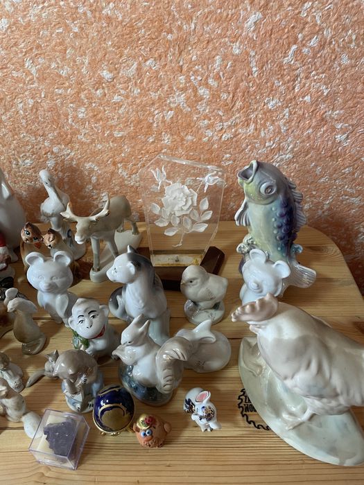 Фарфорові статуетки