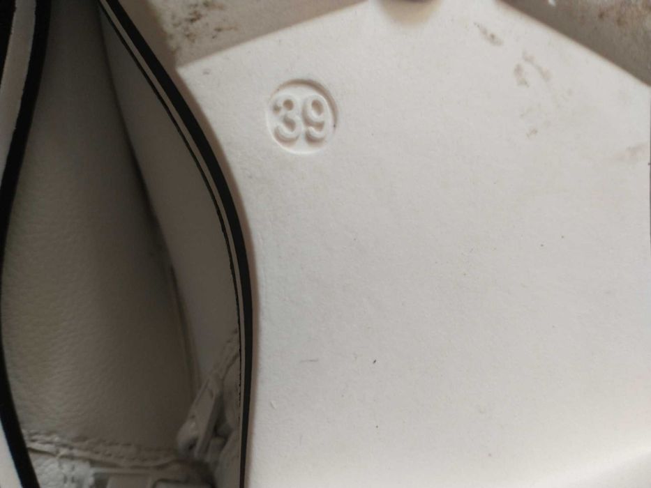 2 pary -buty- trzewiki