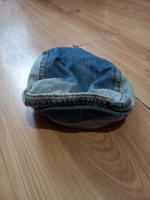 Sprzrdam czapkę dla chłopca
