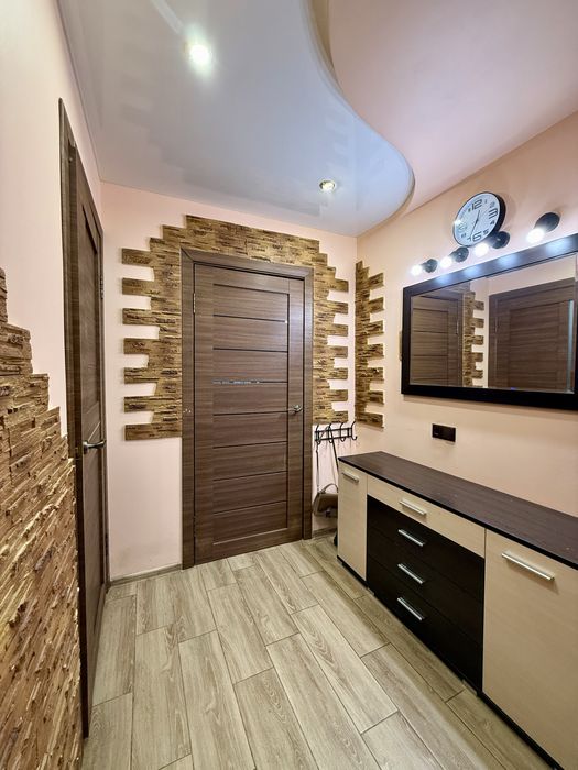 Продам 1к кв на Титова, Независимости, Поля, Янгеля