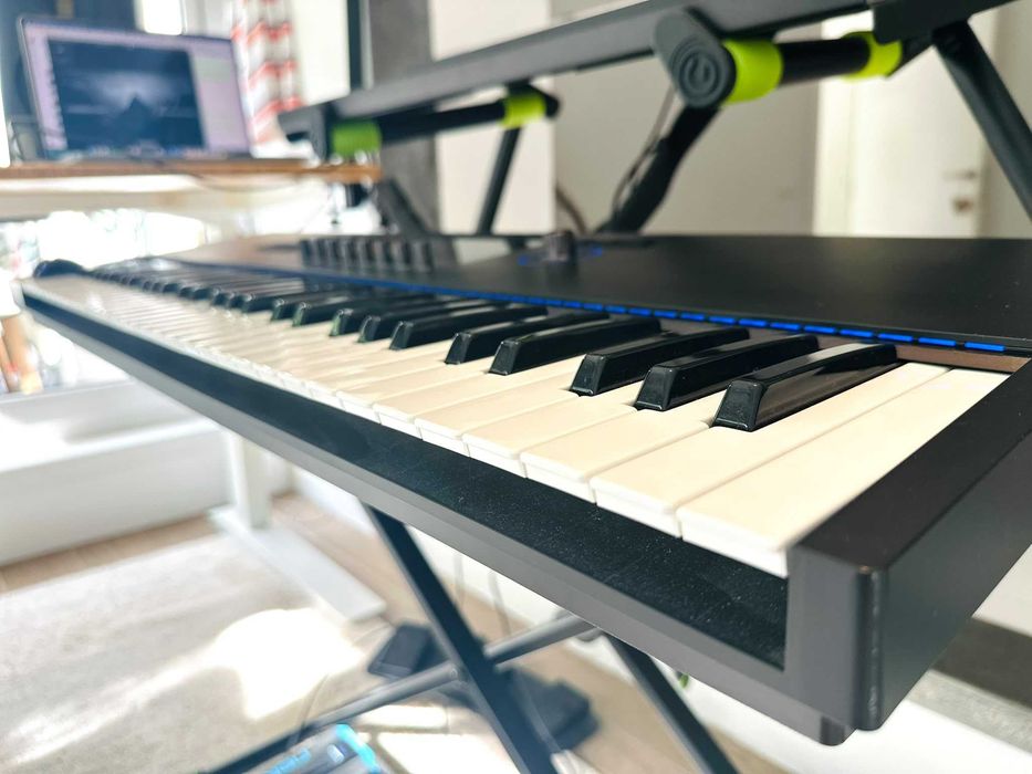 Teclado Native Instruments Kontrol S61 MK3