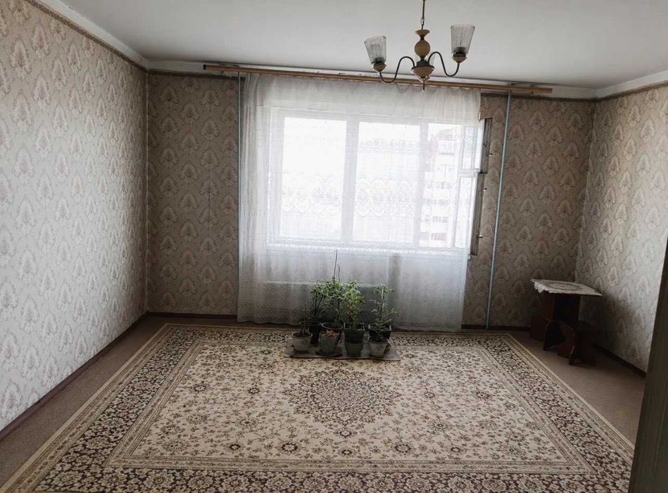 Продаж 3-кімнатної квартири в м.Нетішин