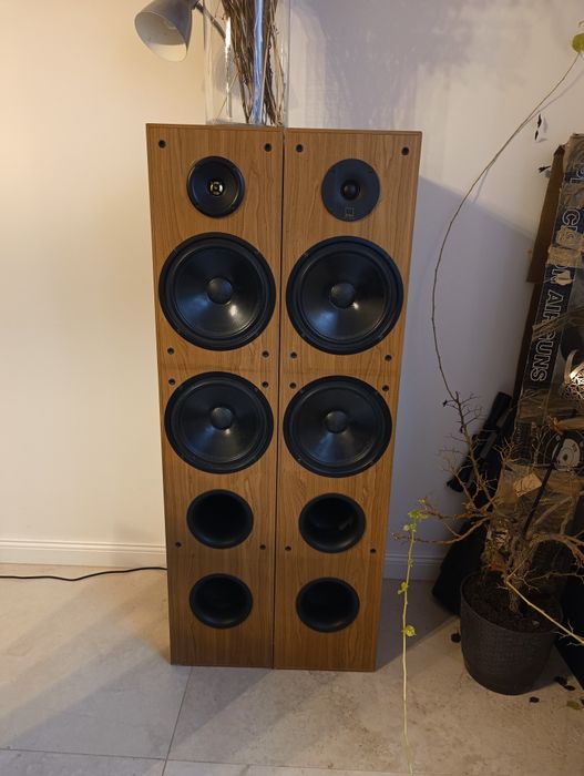 Kolumny Dali axs 8000