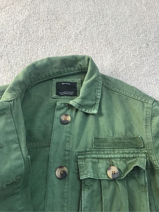 Kurtka jeansowa khaki militarny Bershka oversize