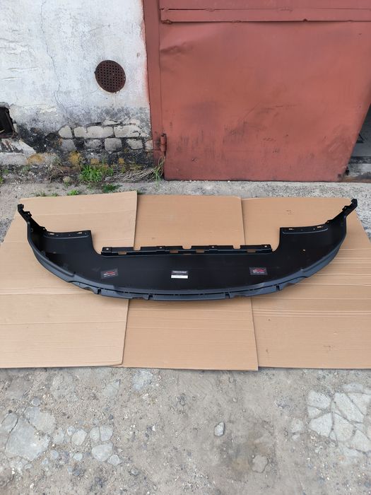 Бампер передній верх низ  jeep Cherokee 19-  68287975AB