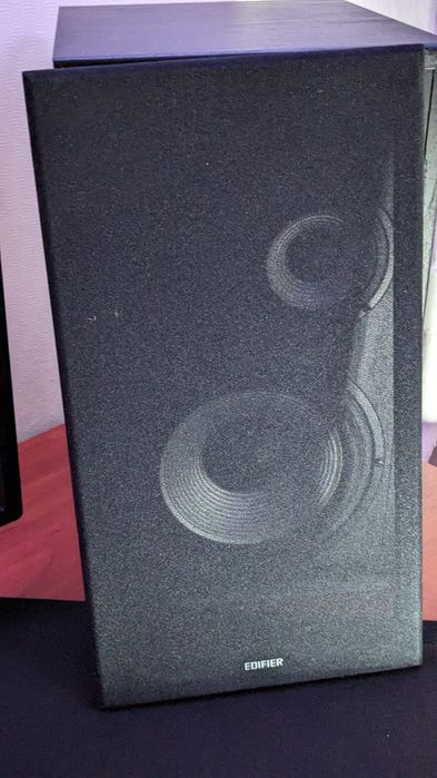 Колонки Edifier R2800