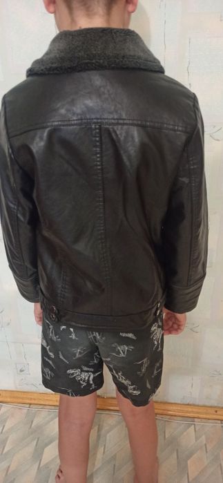 Продам куртку ЭКО кожа