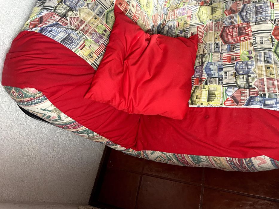 Sofá cama com motivos de praia