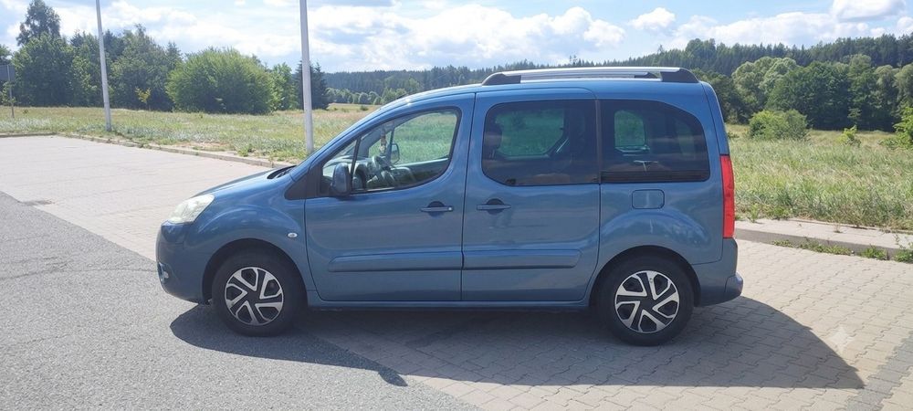 Peugeot Partner Tepee 1.6 HDi 109 KM | Panoramiczny dach | Tempomat | Navi | Hak