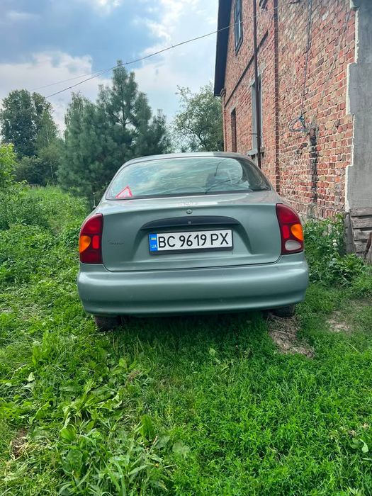 Розбираємо Daewoo Lanos Заз Ланос 1.6v16 Фари стопи