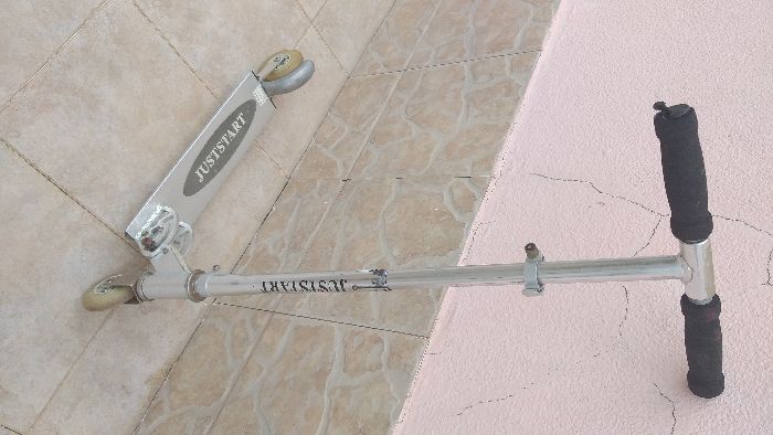 Trotinete para menino em alumínio