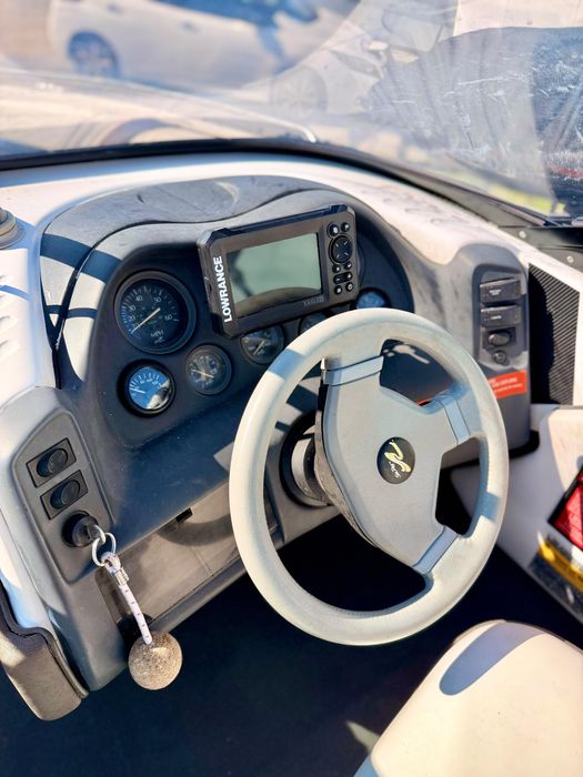 Barco SeaRay 180