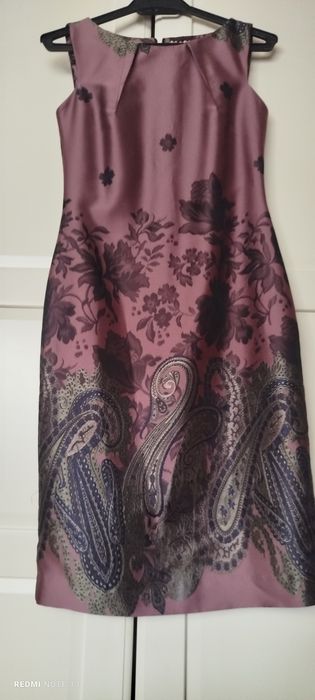 Vendo vestido Red Globe