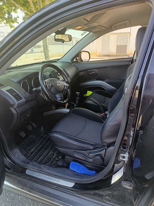 Quero vender o meu carro Mitsubishi Outlander