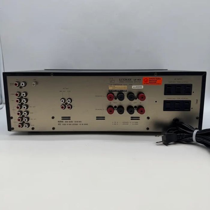 Amplificador Luxman LV-103u