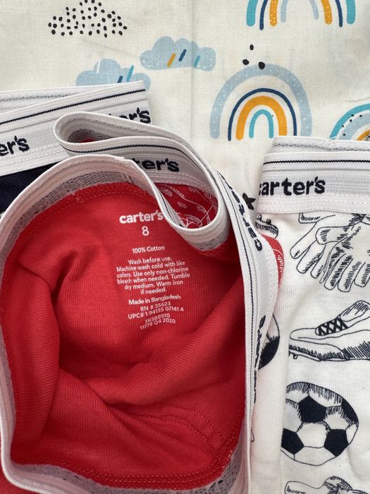 Труси Carters 8 років