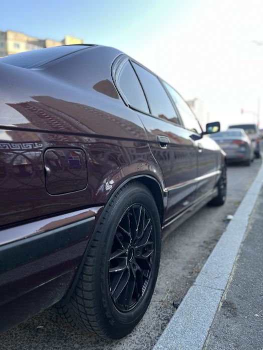 BMW e34 525i м50
