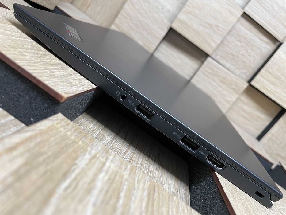 №5572 Ноутбук Lenovo ThinkPad X1 Carbon Gen 4 th/i5-6300U/RAM8Gb/SSD128Gb