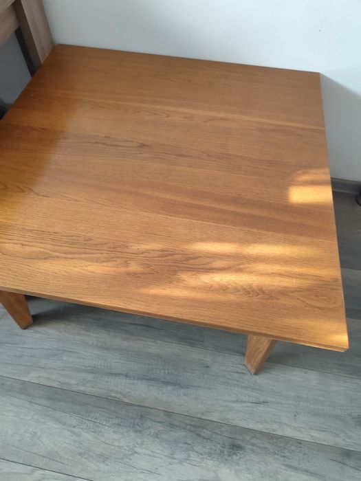 Sprzedam duży stolik kawowy z drewna