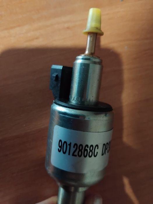 Pompka Webasto  volvo s60