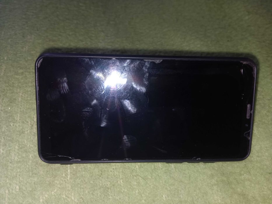 Продам смартфон Meizu Note 8 4/64Gb (Black)