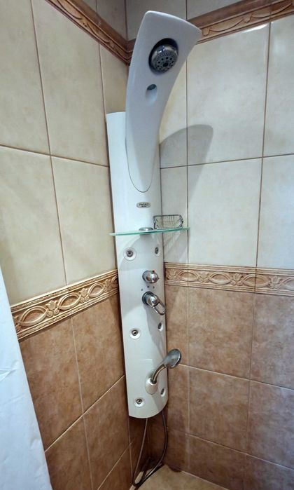 Panel prysznicowy z hydromasażem Hansgrohe Pharo Prestige ML20
