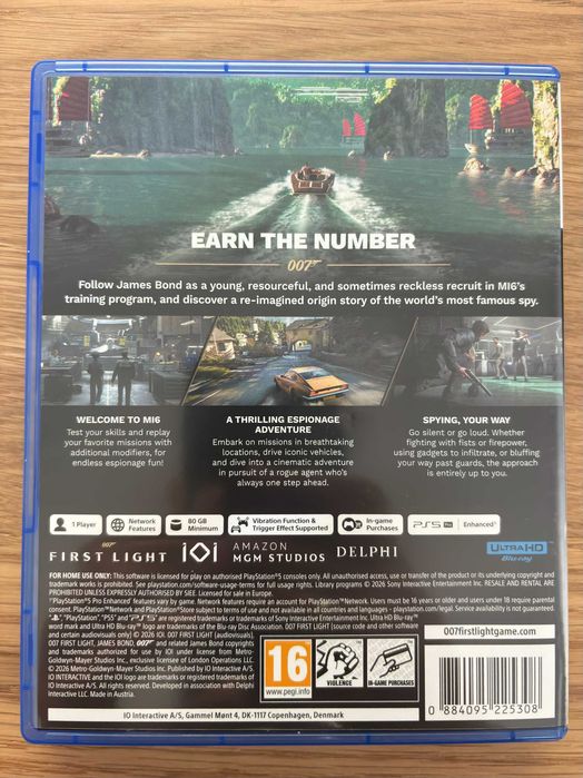 007 First Light PS5 – stan bardzo dobry