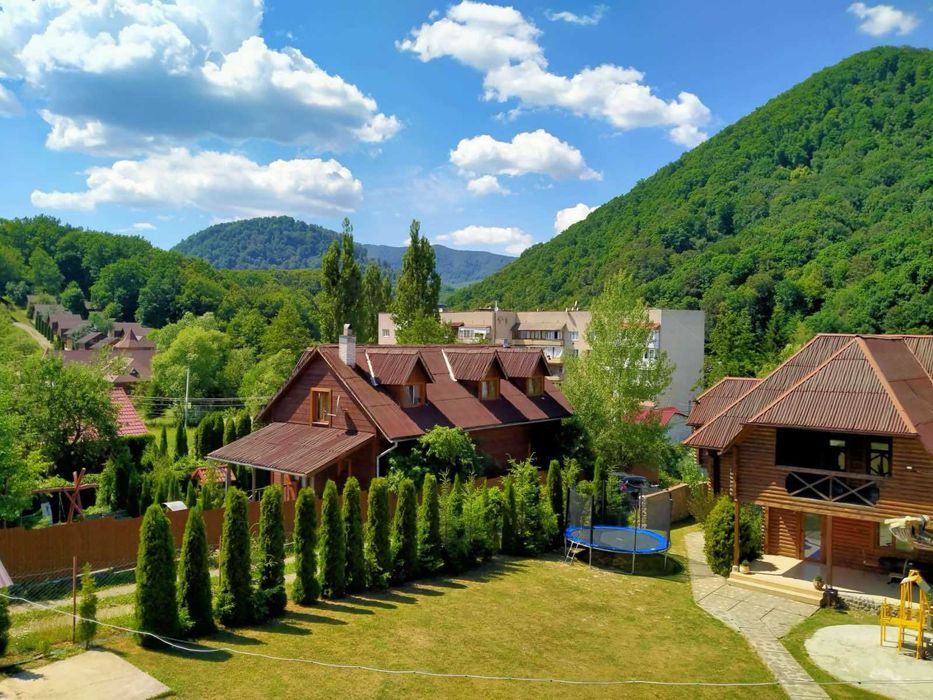 Продається база відпочинку в Шаянах