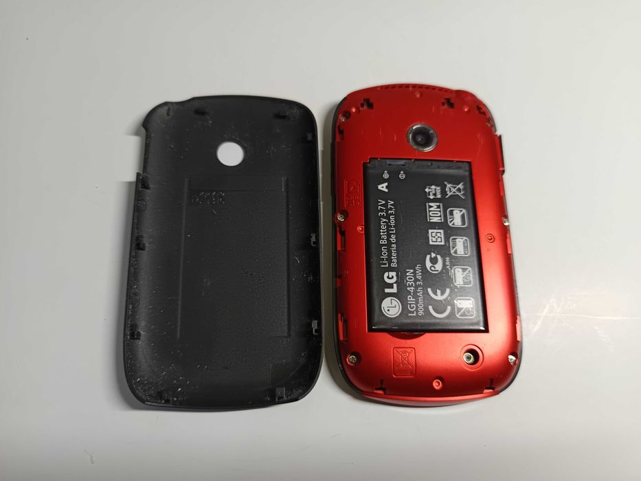 Telefon LG Cookie T310 + Etui