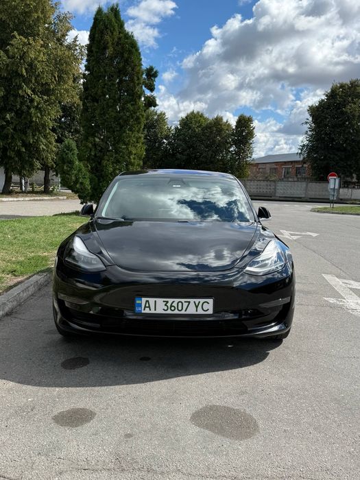 Tesla Model 3 Long Range