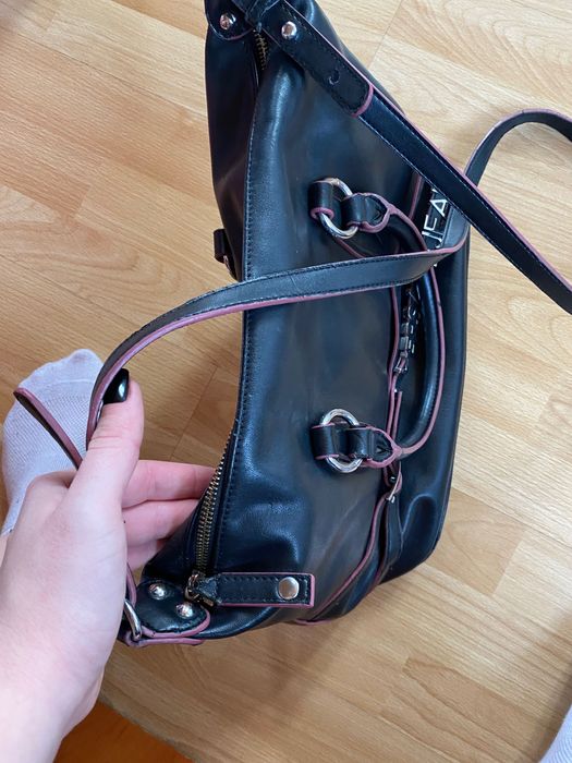 Torebka versace jeans czarna pasek vintage klasyczna logo