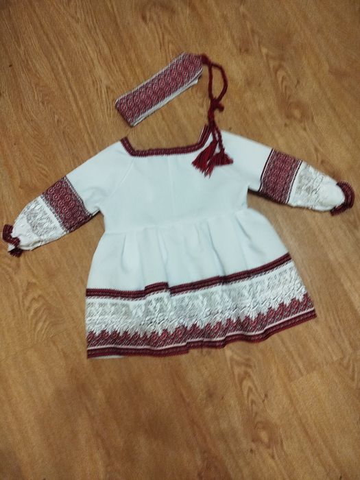 Вишиванка на дівчинку