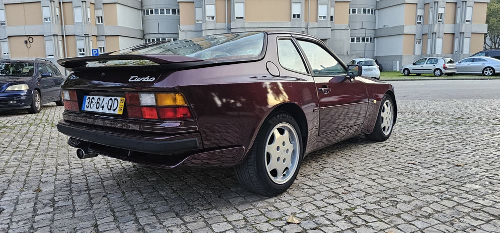 Porsche 944 turbo 250cv