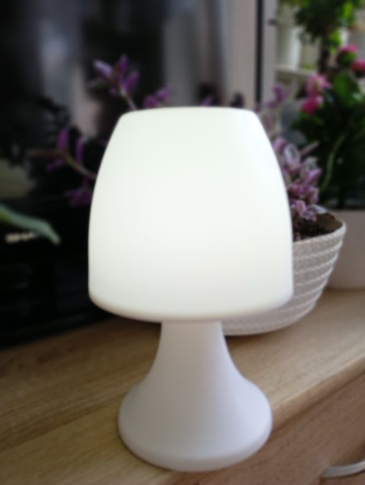 Lampka nocna na baterie