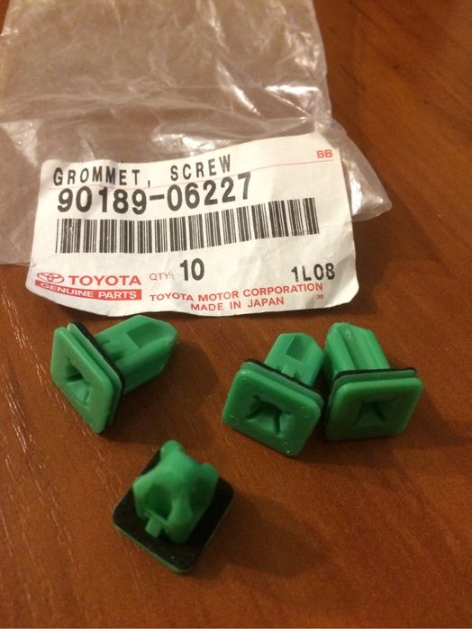 Крепеж Toyota 90189-06227