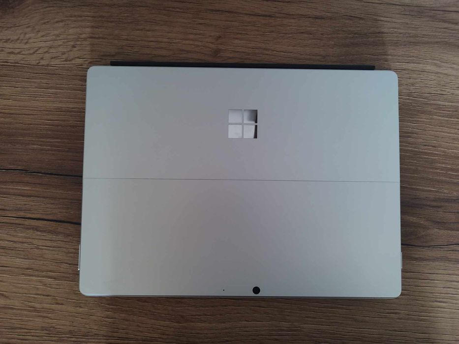 Microsoft Surface 8 pro