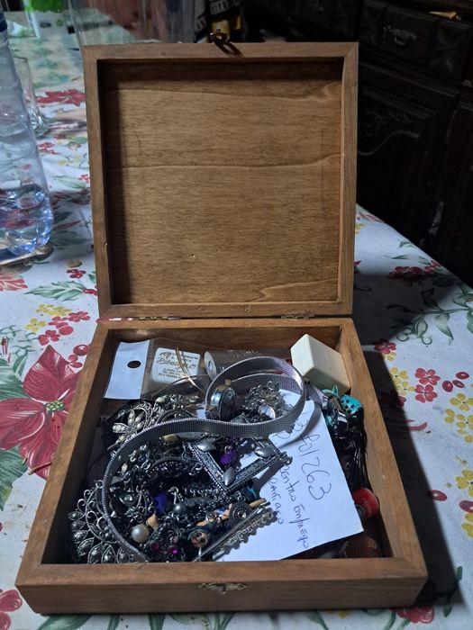 Caiza madeira para bijuteria com azuleijo