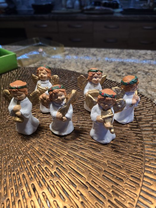 Figurki   grające aniolki