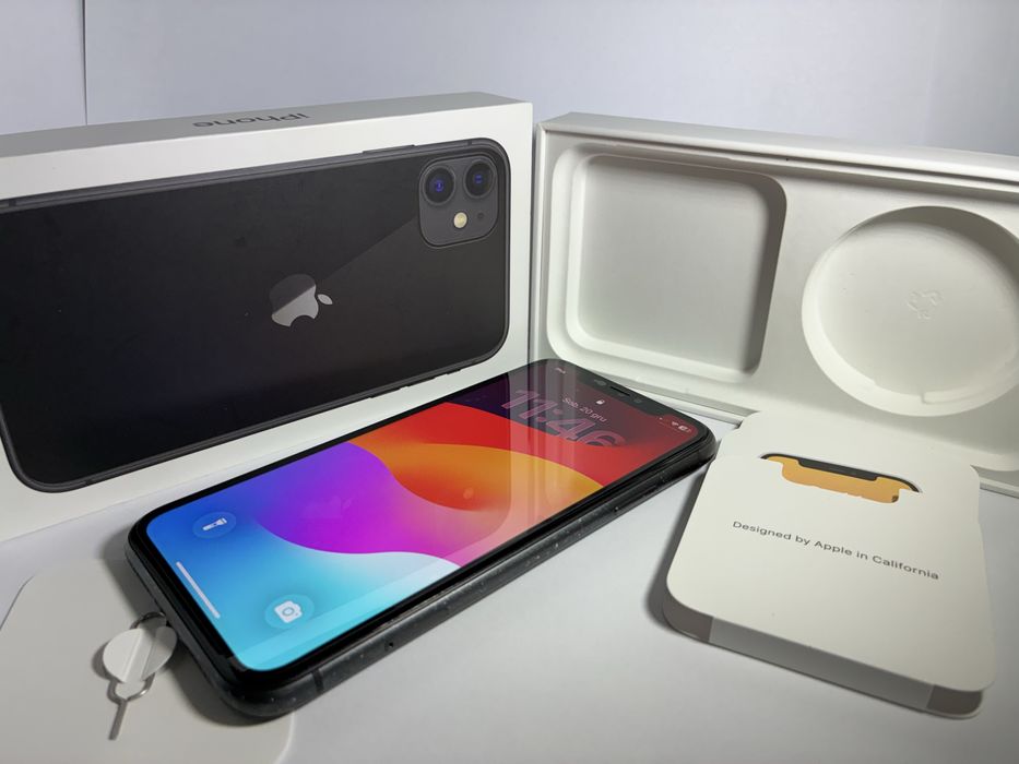 iPhone 11 64GB czarny - zestaw