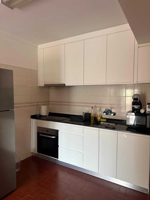 Arrendamento de quartos em apartamento, na Avenida Elisio de Moura, Coimbra