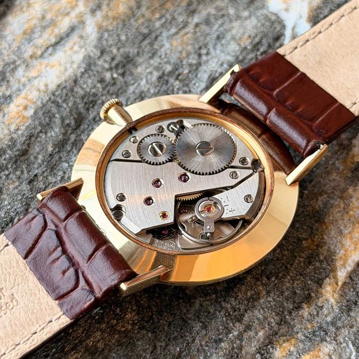 Zegarek Blumus Gold - 14k Złoto - Bark Finish Dial - Nos - 1960s