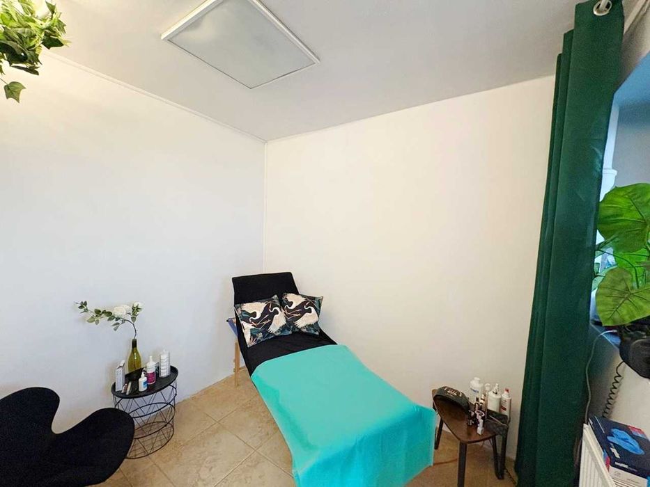 Lokal 45m2 do sprzedania, duży ruch pieszy. Nowy budynek