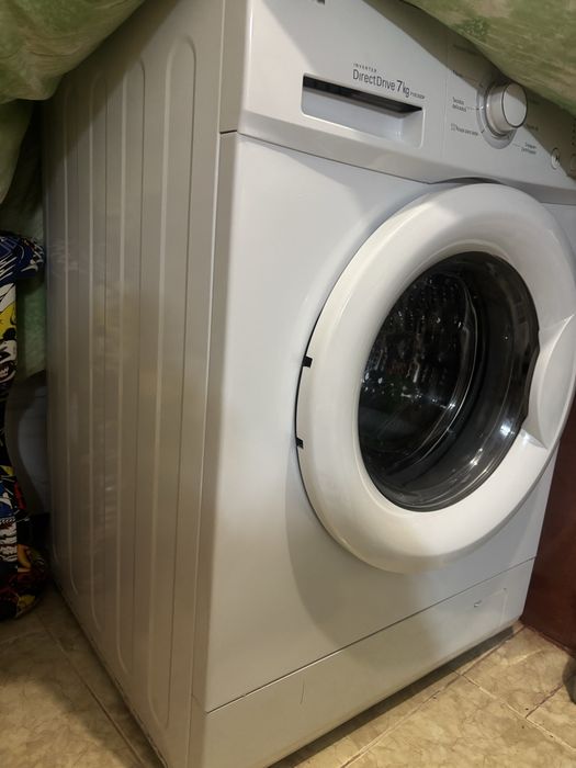 Máquina de lavar roupa LG 7kg Direct Drive [MUITO BOM ESTADO]