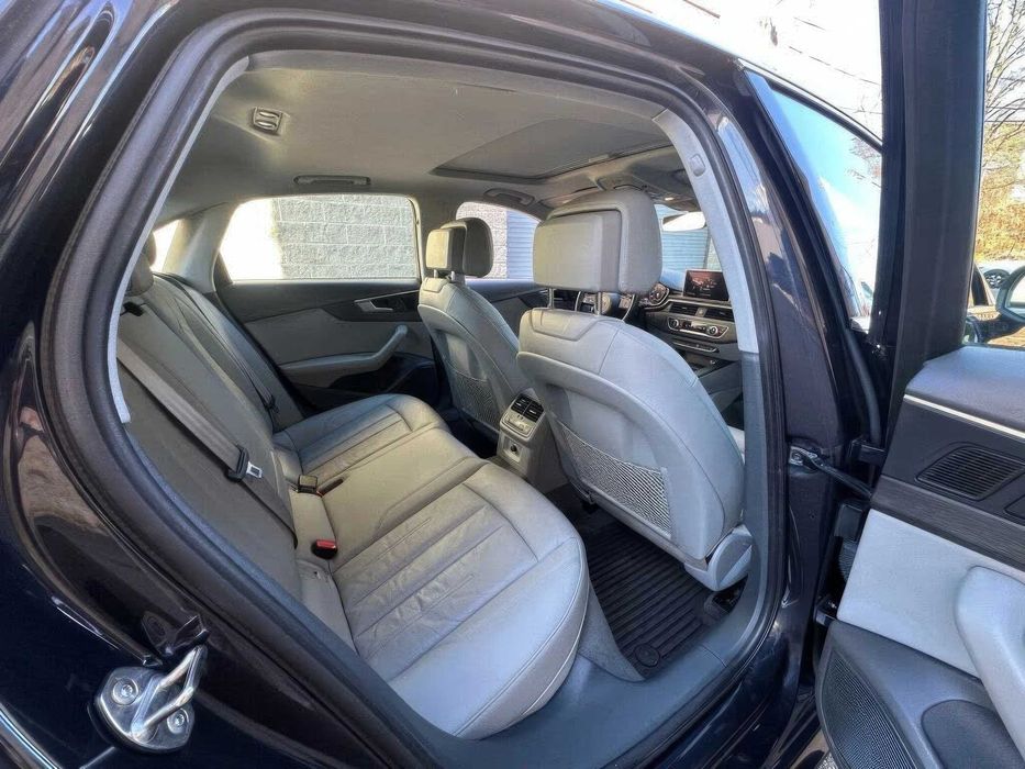 Audi A4 quattro Premium Plus      2017