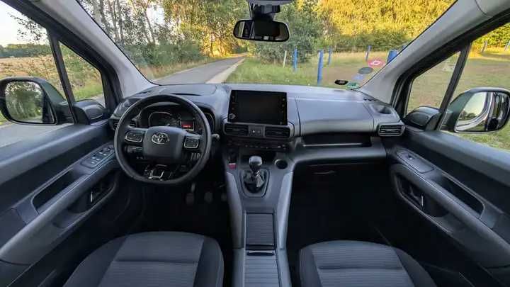 Toyota ProAce City бампер проасе сити разборка тойота сіті шрот запчасти