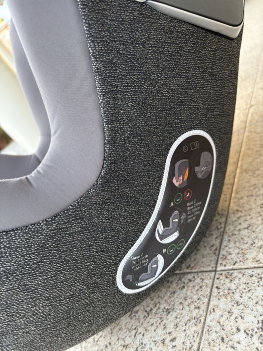 Cybex base ISOFIX T e Cadeira Sirona T i-size